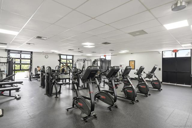 17489 Carnton Way, San Diego CA: https://media.crmls.org/mediaz/7bab459b-1f16-4b10-bff5-c74e18cb8a63.jpg