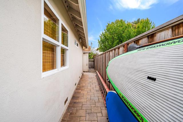 509 36th Avenue, Santa Cruz CA: https://media.crmls.org/mediaz/7babffb0-1712-4866-935f-c29181e91b03.jpg