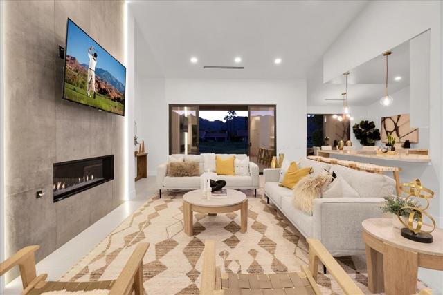78136 Calle Norte, La Quinta CA: https://media.crmls.org/mediaz/7bac8aba-f32a-4796-aebf-6adb5b356dd1.jpg
