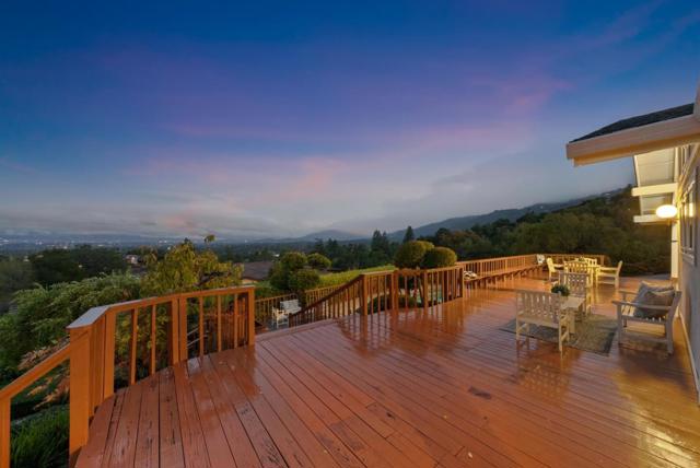 21193 Michaels Drive, Saratoga CA: https://media.crmls.org/mediaz/7bae0511-6a0f-48bc-84e0-26e302b2d9bd.jpg