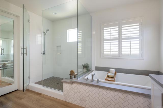744 Adelaide Circle, Encinitas CA: https://media.crmls.org/mediaz/7bae4ac2-2a59-402d-a784-ff36e6064405.jpg
