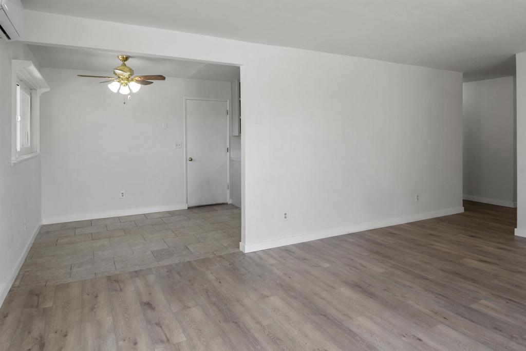 MLS #250040937SD image #5