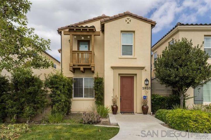 1810 Casa Morro St