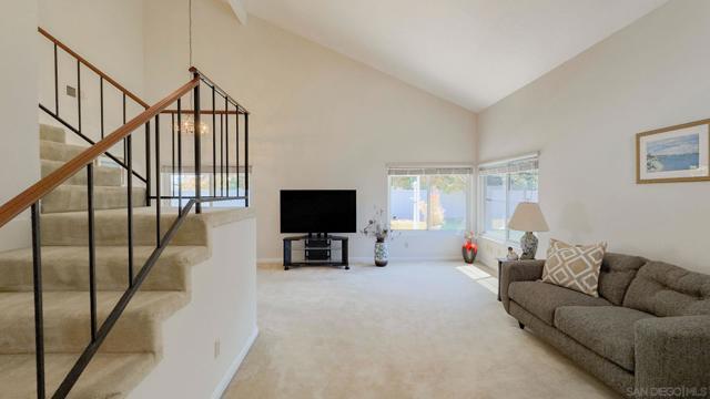 11686 Cacao Court, San Diego CA: https://media.crmls.org/mediaz/7bb15614-94ce-4872-b324-248bf899d6f2.jpg