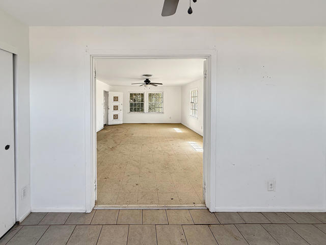 83053 Sonora Avenue, Indio CA: https://media.crmls.org/mediaz/7bb17ee6-4d1e-47ab-90e7-62e5d30d3f2a.jpg