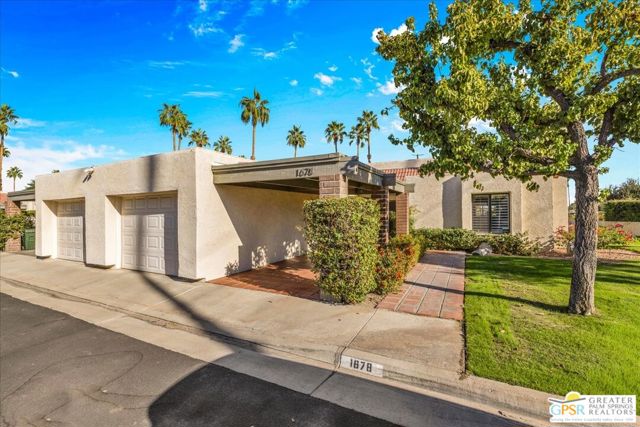 1678 Paseo De La Palma, Palm Springs CA: https://media.crmls.org/mediaz/7bb1c1be-7bf0-4ba1-b315-72ed50f288e1.jpg