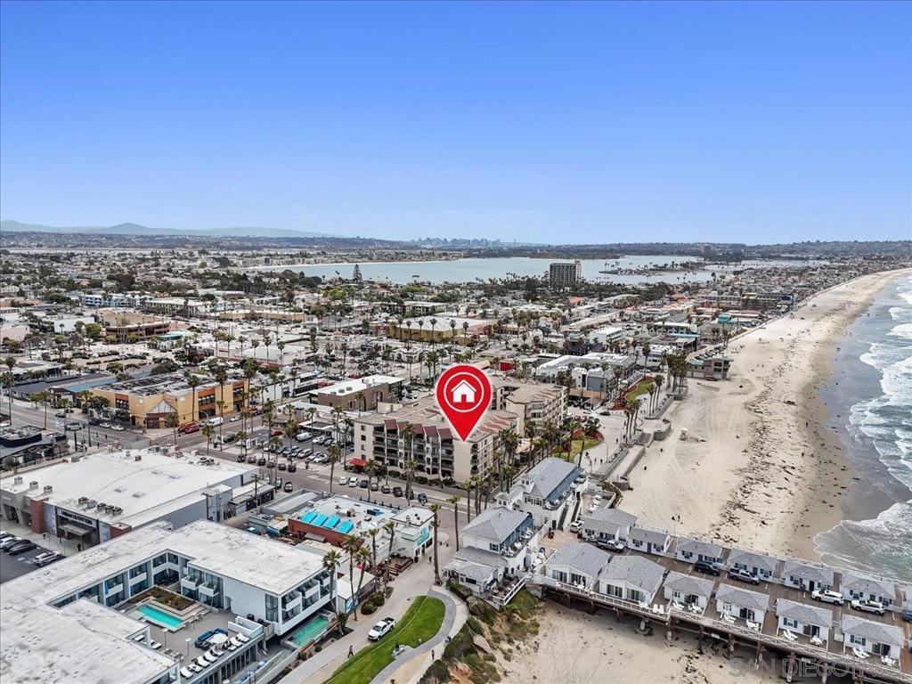 4465 Ocean Blvd #4
