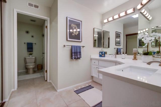 12242 Paseo Lucido, San Diego CA: https://media.crmls.org/mediaz/7bb23804-ee96-4542-9ebc-7909d77e022e.jpg