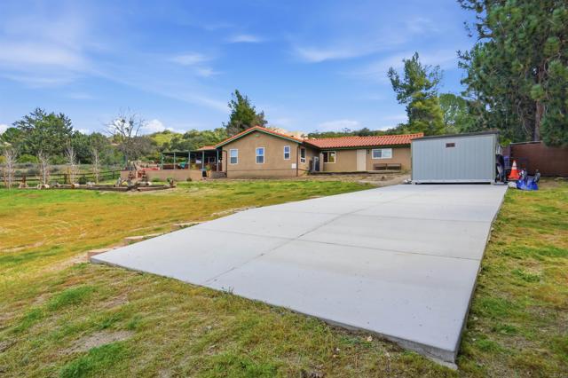 Image 42 of 63 For 32118 Cerrada Del Coyote