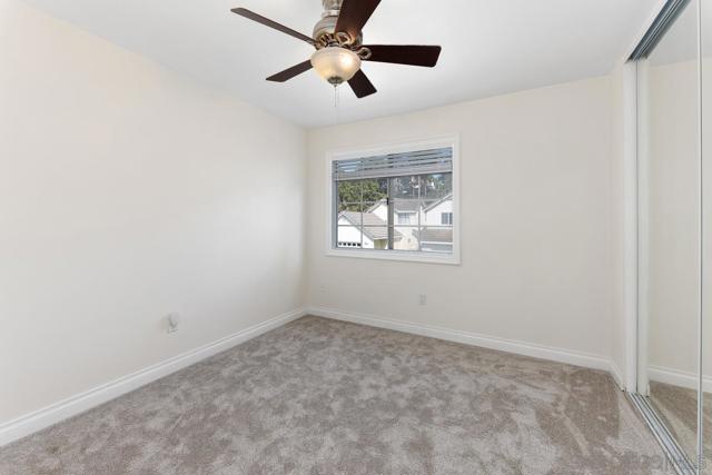 10496 Rancho Carmel dr, San Diego CA: https://media.crmls.org/mediaz/7bb2b5fe-b4ec-4749-b3e6-bbe5eccf2275.jpg