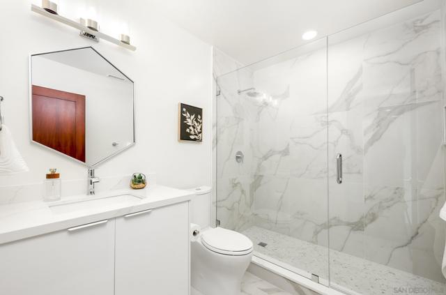 Image 31 of 50 For 7901 Avenida Kirjah  Apn: 346-8