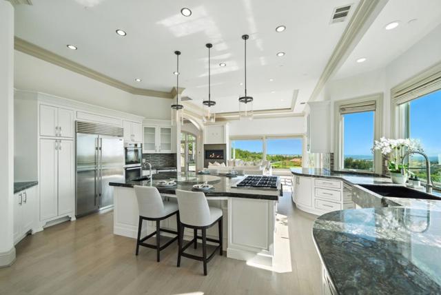 12252 Menalto Drive, Los Altos Hills CA: https://media.crmls.org/mediaz/7bb3389f-ba61-4420-95e4-68e5c1a5ae3c.jpg