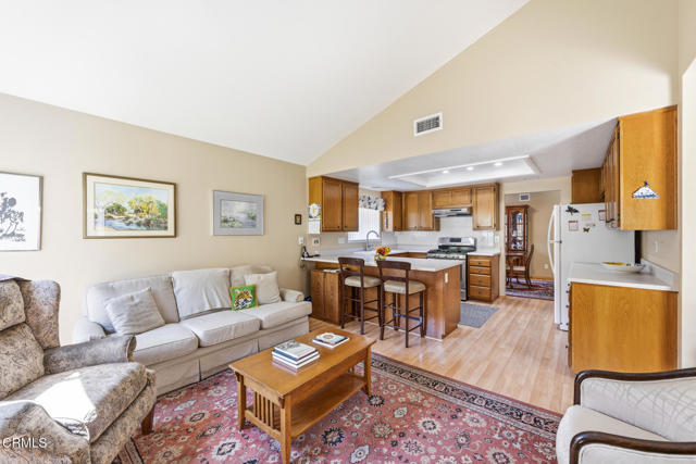 Detail Gallery Image 10 of 47 For 1148 Itamo St, Camarillo,  CA 93012 - 2 Beds | 2 Baths