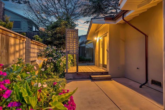 1037 Shell Avenue, Pacific Grove CA: https://media.crmls.org/mediaz/7bb48136-951c-42cb-a36a-74df6f090397.jpg