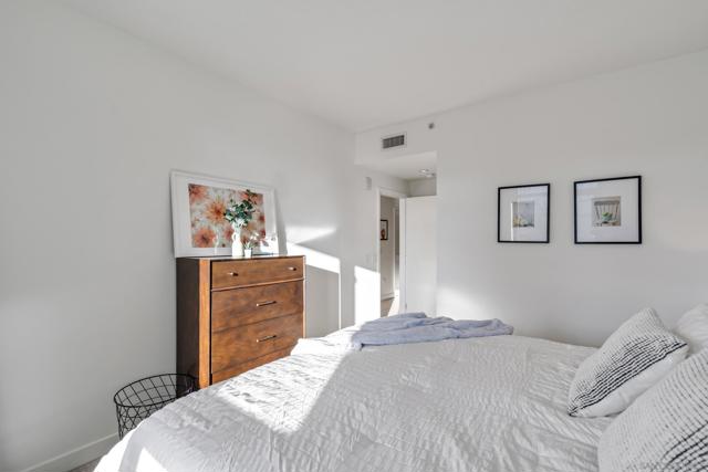 1441 9th Ave, San Diego CA: https://media.crmls.org/mediaz/7bb4b74b-68c2-4d3b-a117-76d05adf4289.jpg