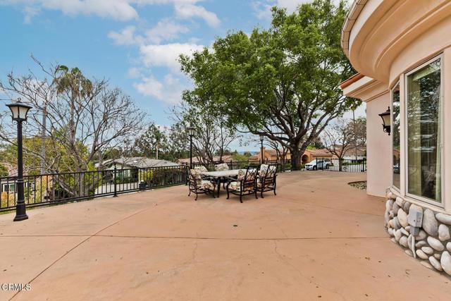 868 Braewood Court, South Pasadena CA: https://media.crmls.org/mediaz/7bb653ef-ef05-4d35-96ff-b158e0ff9bf4.jpg