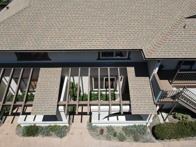 9793 Caminito Cuadro, San Diego CA: https://media.crmls.org/mediaz/7bb68ae9-8b72-4e52-9be3-5ba6bef95dc2.jpg