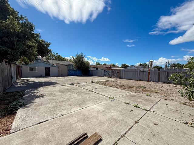 558 A Street, Hayward CA: https://media.crmls.org/mediaz/7bbb6118-29d0-413e-99f5-7b291e9bbf22.jpg