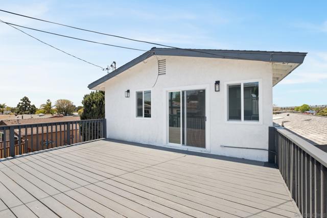 3781 Ashford St, San Diego CA: https://media.crmls.org/mediaz/7bbbd060-06a9-40cf-96ab-50553e6e8e84.jpg