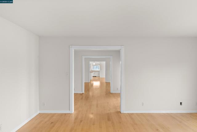 39 Anson Way, Kensington CA: https://media.crmls.org/mediaz/7bbd7c97-e660-4c28-bf9f-d22512cf2963.jpg
