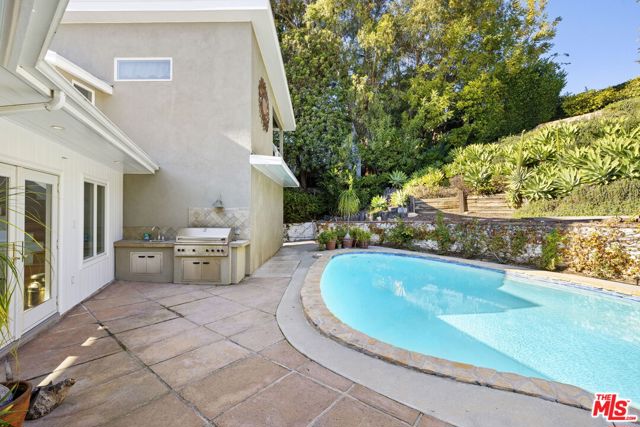 Drew Fenton | 11215 W Sunset Boulevard Los Angeles CA | MLS: 7520415 Drew Fenton | 11215 W Sunset Boulevard Los Angeles CA | MLS: 7520415