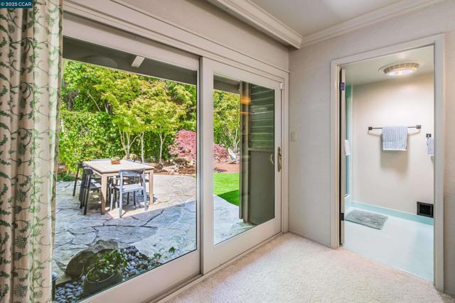71 Silverwood Dr, Lafayette CA: https://media.crmls.org/mediaz/7bbe3369-b0ea-45bb-b6fe-43d86ba862db.jpg