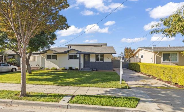 1793 H Street, Union City CA: https://media.crmls.org/mediaz/7bbe6f65-d95f-4db8-9927-930ef84c472a.jpg