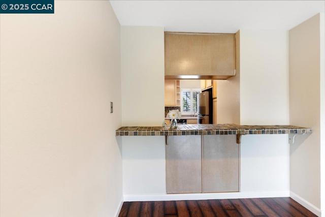 1790 Ellis St, Concord CA: https://media.crmls.org/mediaz/7bbf6128-49dd-472d-8dcd-5acc9b351b5d.jpg