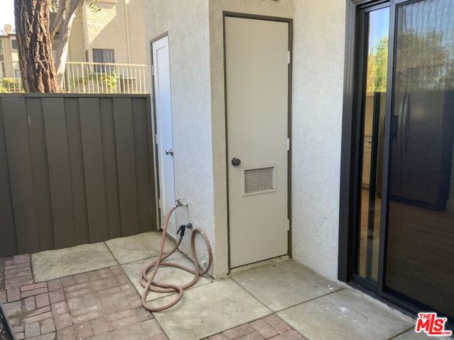 22769 Lakeway Drive, 433 photo 5