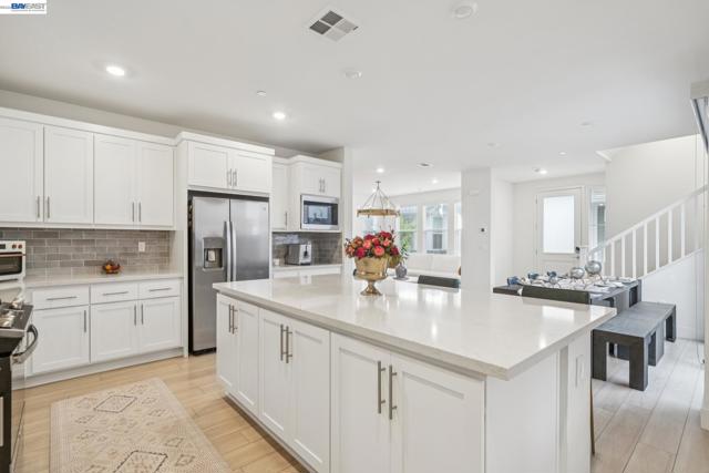 Image 10 of 59 For 37231 Sand Bar Place