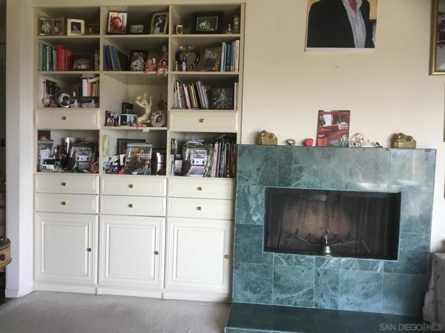 6645 Caminito Scioto, La Jolla CA: https://media.crmls.org/mediaz/7bc1aee2-533f-4612-aa71-9ee352147a97.jpg