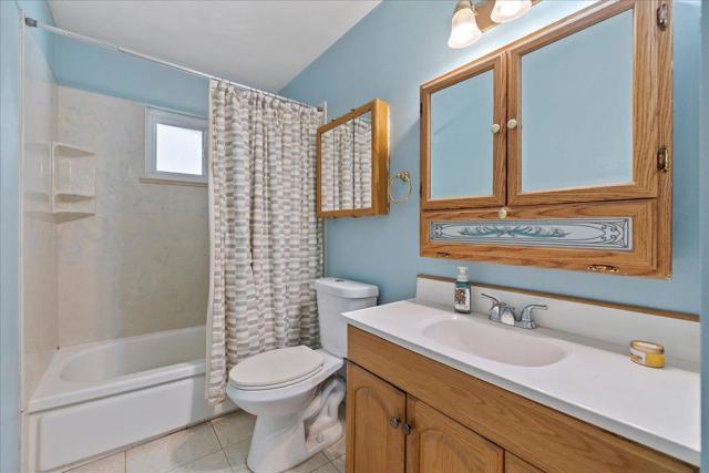 5857 Blossom Avenue, San Jose CA: https://media.crmls.org/mediaz/7bc2052e-9311-41e5-817a-92d5c99100af.jpg