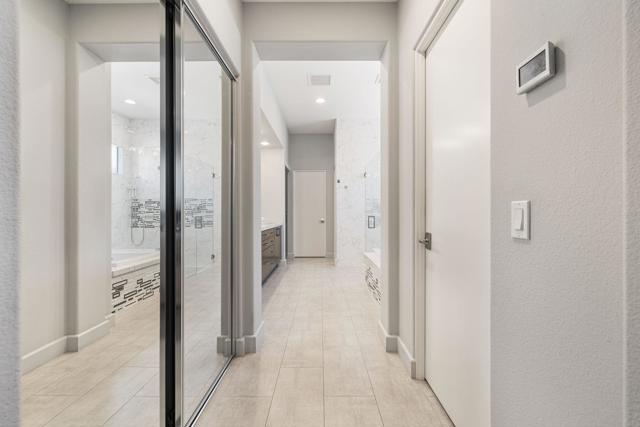 461 White Horse Trail, Palm Desert CA: https://media.crmls.org/mediaz/7bc2803a-616c-4c74-b928-152cdf2be7cb.jpg