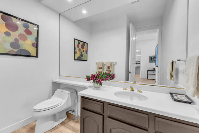29 El Roble Court, Rancho Mirage CA: https://media.crmls.org/mediaz/7bc28315-4547-4482-a784-991346b835ae.jpg