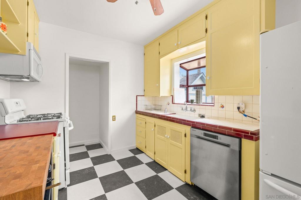 3247 33rd - photo 20