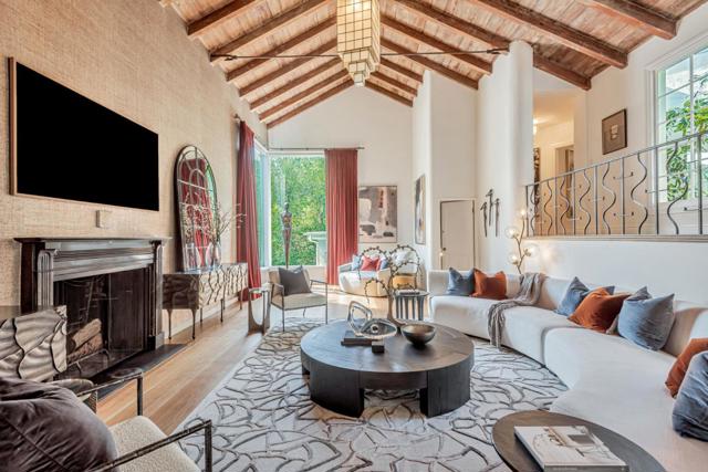 1021 Merner Road, Hillsborough CA: https://media.crmls.org/mediaz/7bc33a96-f5b3-43d1-95e3-01ebf697a8d6.jpg