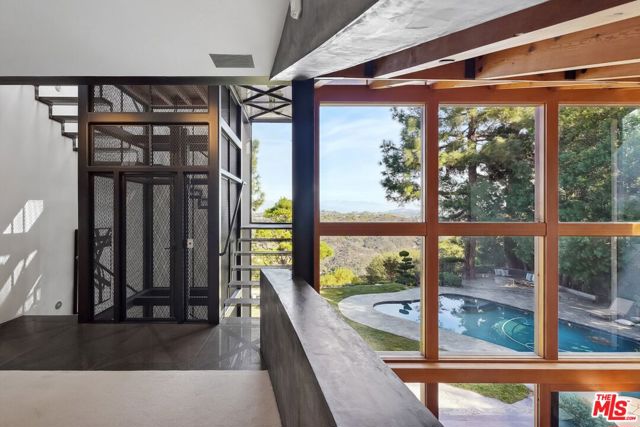 Drew Fenton | 2238 Stradella Road Los Angeles CA | MLS: 7146922