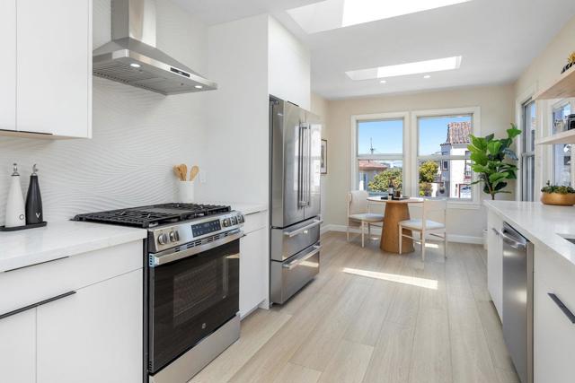 351 Elder Avenue, Millbrae CA: https://media.crmls.org/mediaz/7bc540b7-c342-488c-a4c0-40a24c0ba92e.jpg