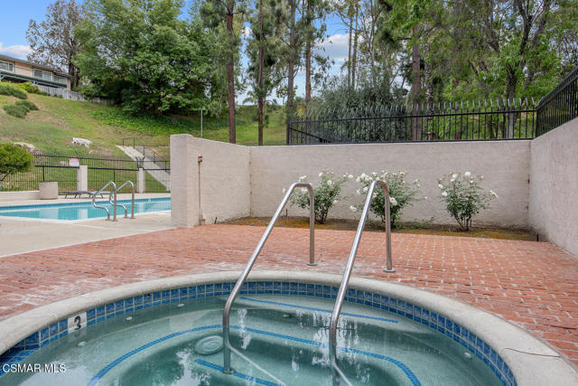 974 Hillview Cir Simi Valley-large-041-0