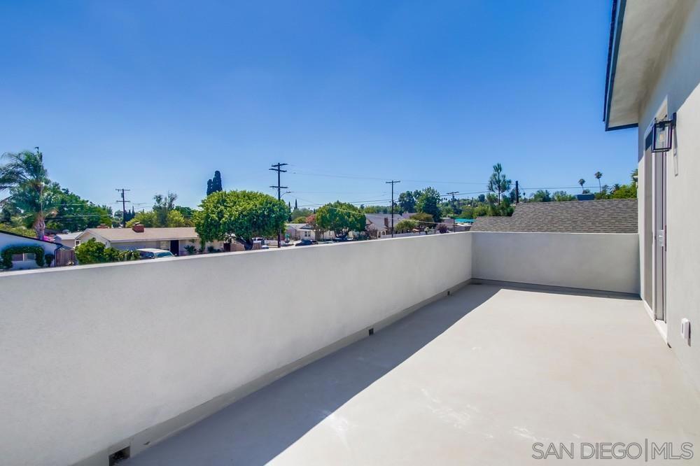 MLS #250040243SD image #21