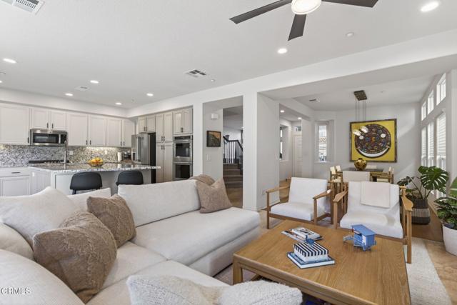 Detail Gallery Image 17 of 64 For 4320 Waterside Ln, Oxnard,  CA 93035 - 3 Beds | 2/1 Baths