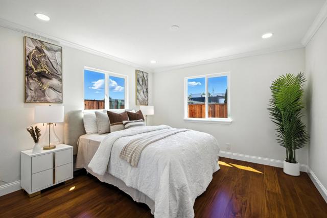 552 Borregas Avenue, Sunnyvale CA: https://media.crmls.org/mediaz/7bc898f1-2f89-472a-8506-2e87490a5bf3.jpg