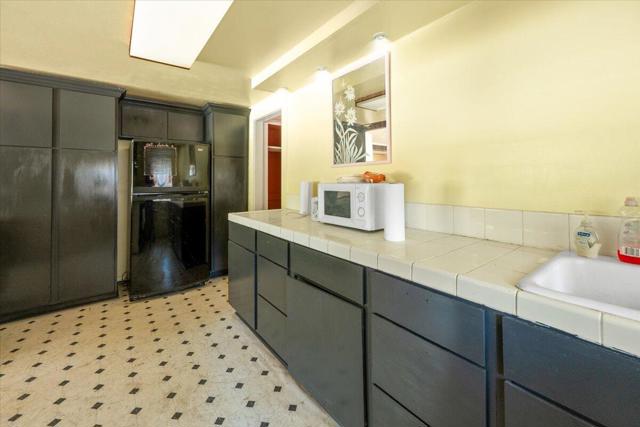 39148 Rim Of The World Drive, Fawnskin CA: https://media.crmls.org/mediaz/7bc8b7dd-5ec8-414e-902f-21990d32dd3d.jpg