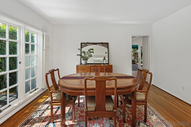 3419 Freeman St, San Diego CA: https://media.crmls.org/mediaz/7bc8e41d-640e-4be7-89fe-12c0d04d0439.jpg