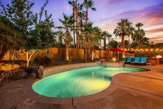 79320 Desert Wind Court, La Quinta CA: https://media.crmls.org/mediaz/7bc947ae-54f7-4ad4-a0d2-2cdda1b7cc6b.jpg