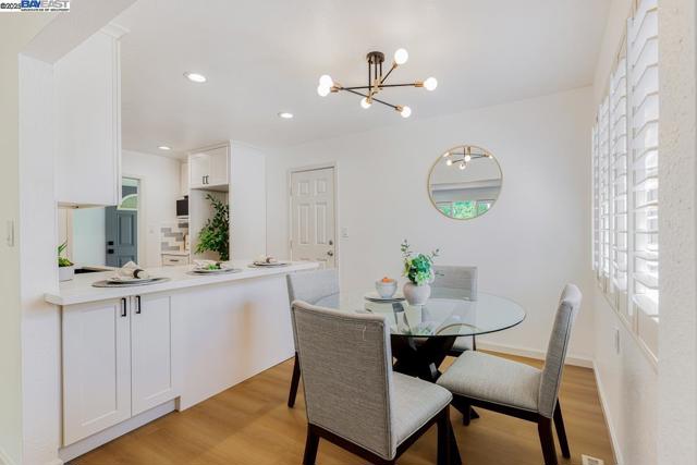 Image 12 of 58 For 1848 Trym St