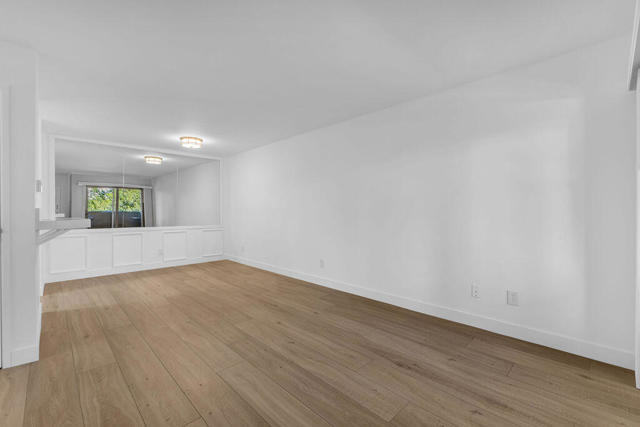 2825 N Los Felices, Palm Springs CA: https://media.crmls.org/mediaz/7bcc5362-1255-46b8-a210-f8198f075241.jpg