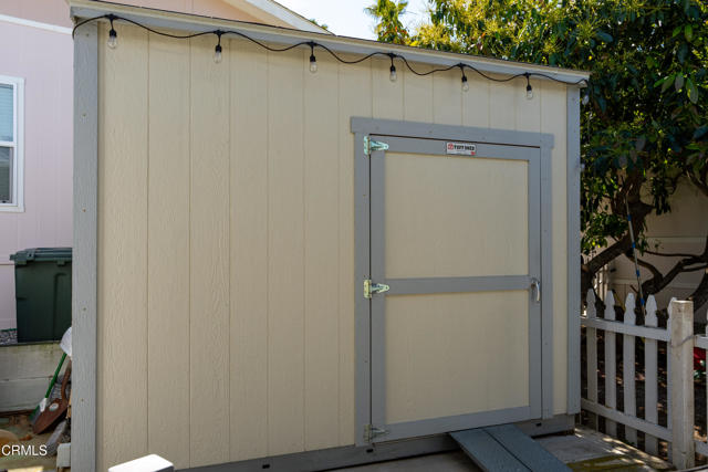 Image 26 of 41 For 1215 Anchors Way Drive 68