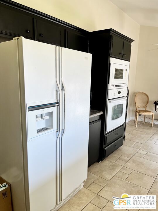 38153 Noble Canyon Drive, Palm Desert CA: https://media.crmls.org/mediaz/7bcd11e6-4a48-47e6-9b11-065750c26a27.jpg