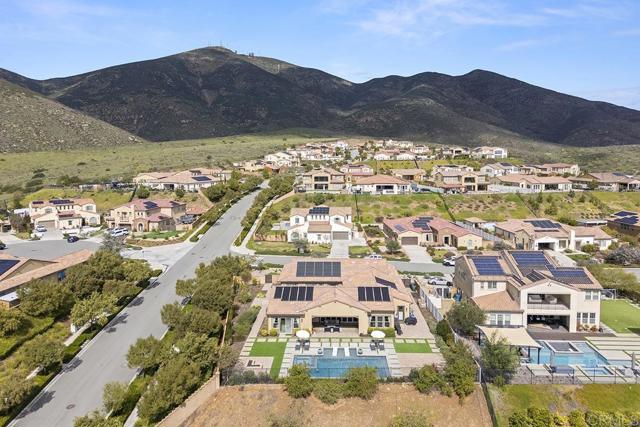 Detail Gallery Image 61 of 75 For 3224 Corte Melano, Chula Vista,  CA 91914 - 4 Beds | 3/1 Baths